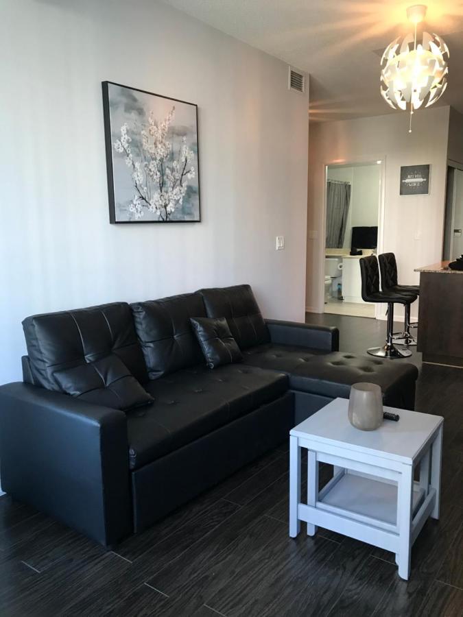 Executive 1 Bedroom Condo Sleeps 2 Торонто Экстерьер фото